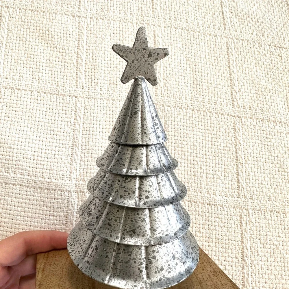 Christmas Stocking Holder Tree Hangers‎ Primitive Metal Wood Farmhouse Rustic